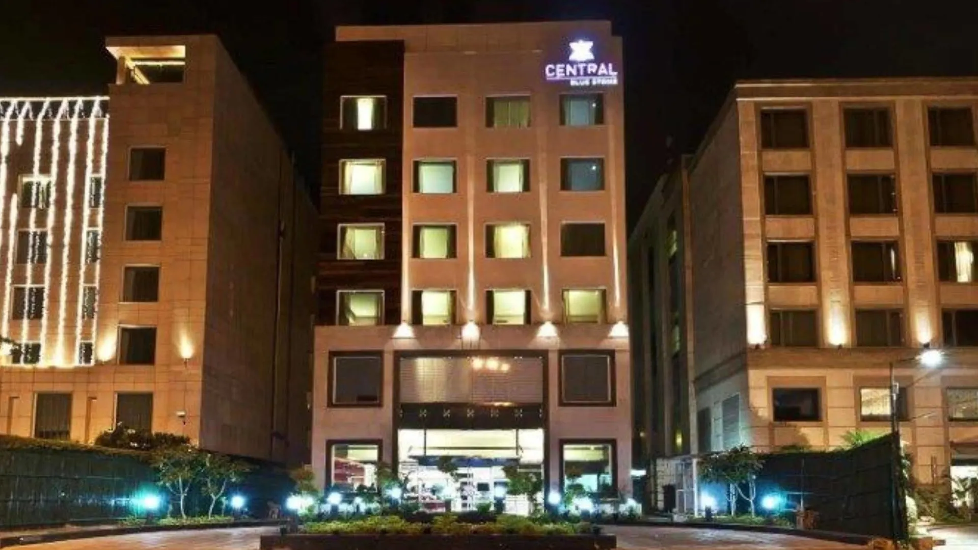 Central Blue Stone By Royal Orchid Gurgaon Hotel