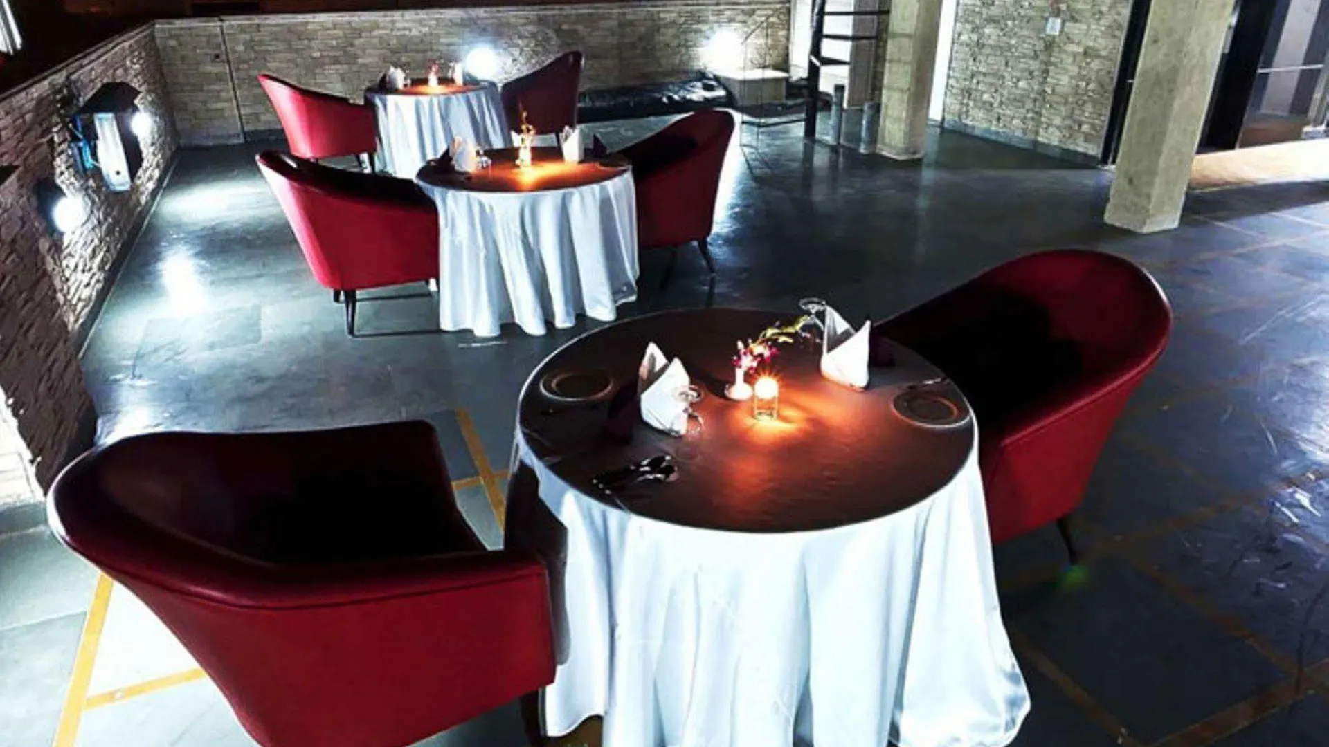 Central Blue Stone By Royal Orchid Gurgaon 4*,